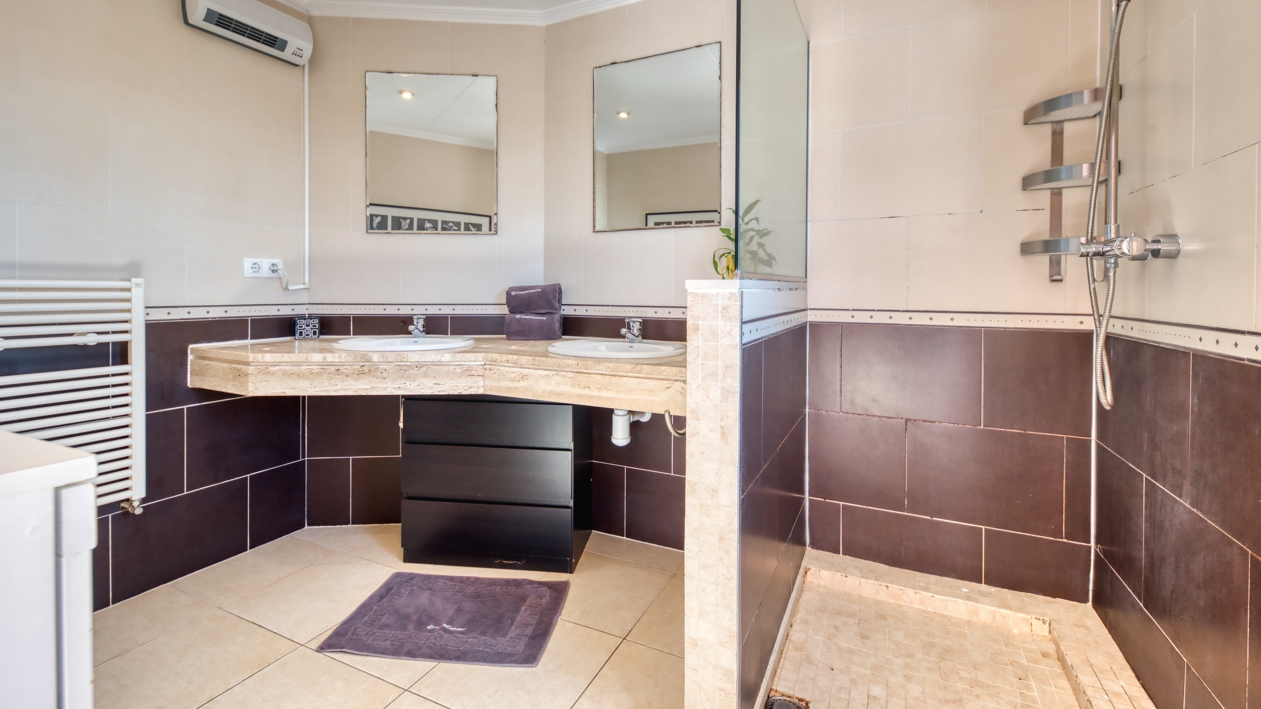 Ferienhäuser Costa Brava Spanien - Villa Sofia - Badezimmer