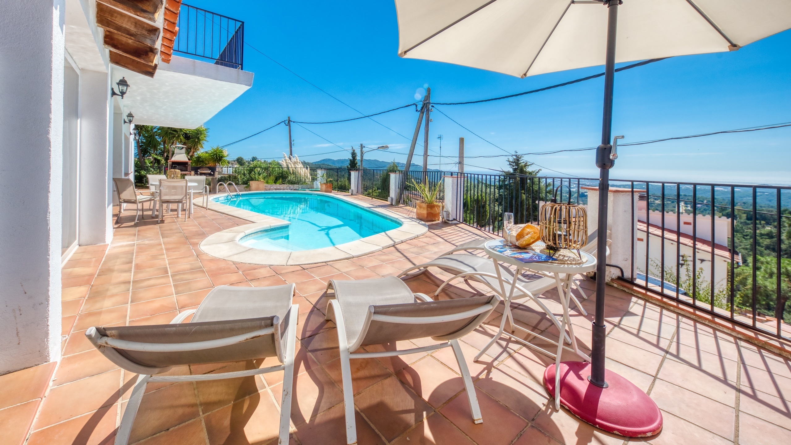 Ferienhäuser Costa Brava Spanien - Villa Sofia - Sonnenliegen