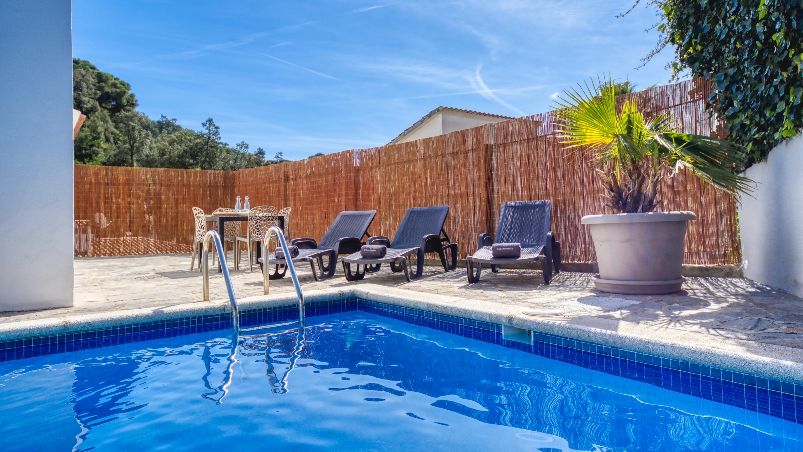 Ferienhäuser Costa Brava Spanien - Villa Rosa - Schwimmbad