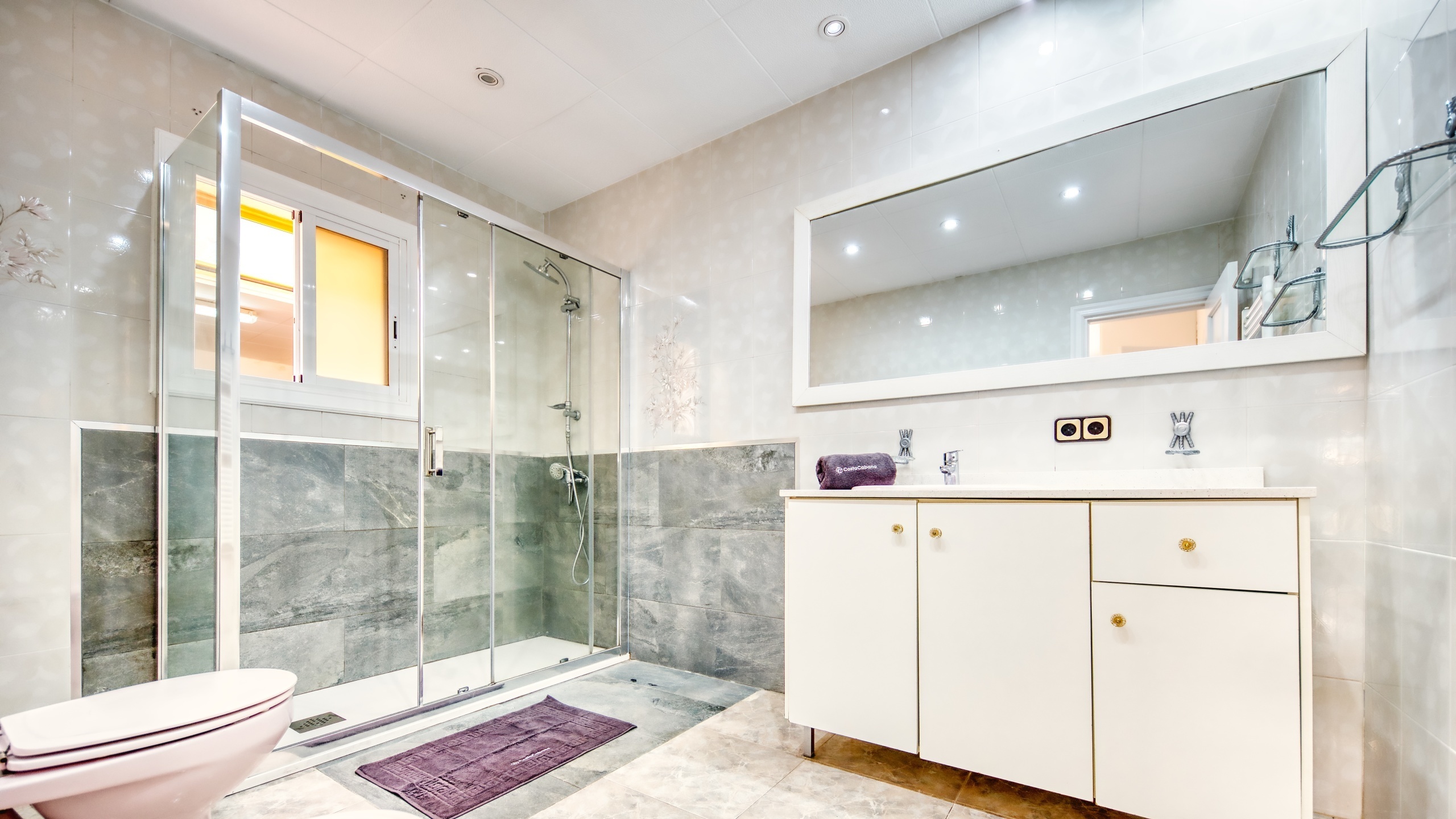 Ferienhäuser Costa Brava Spanien - Villa Sarai - Badezimmer