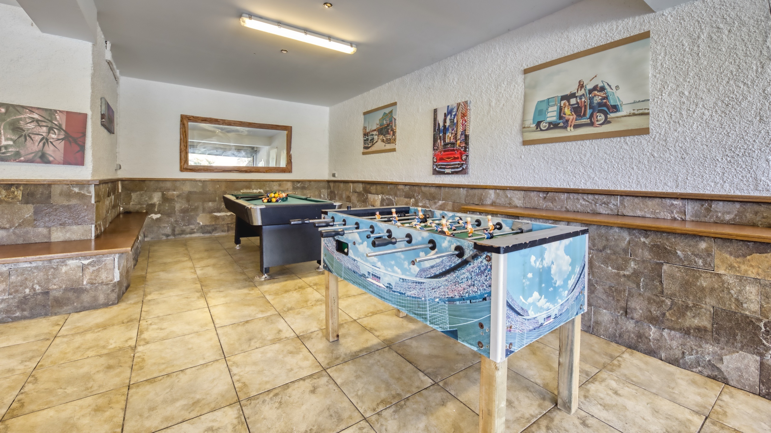 Ferienhäuser Costa Brava Spanien - Villa Nicky - Spielplatz