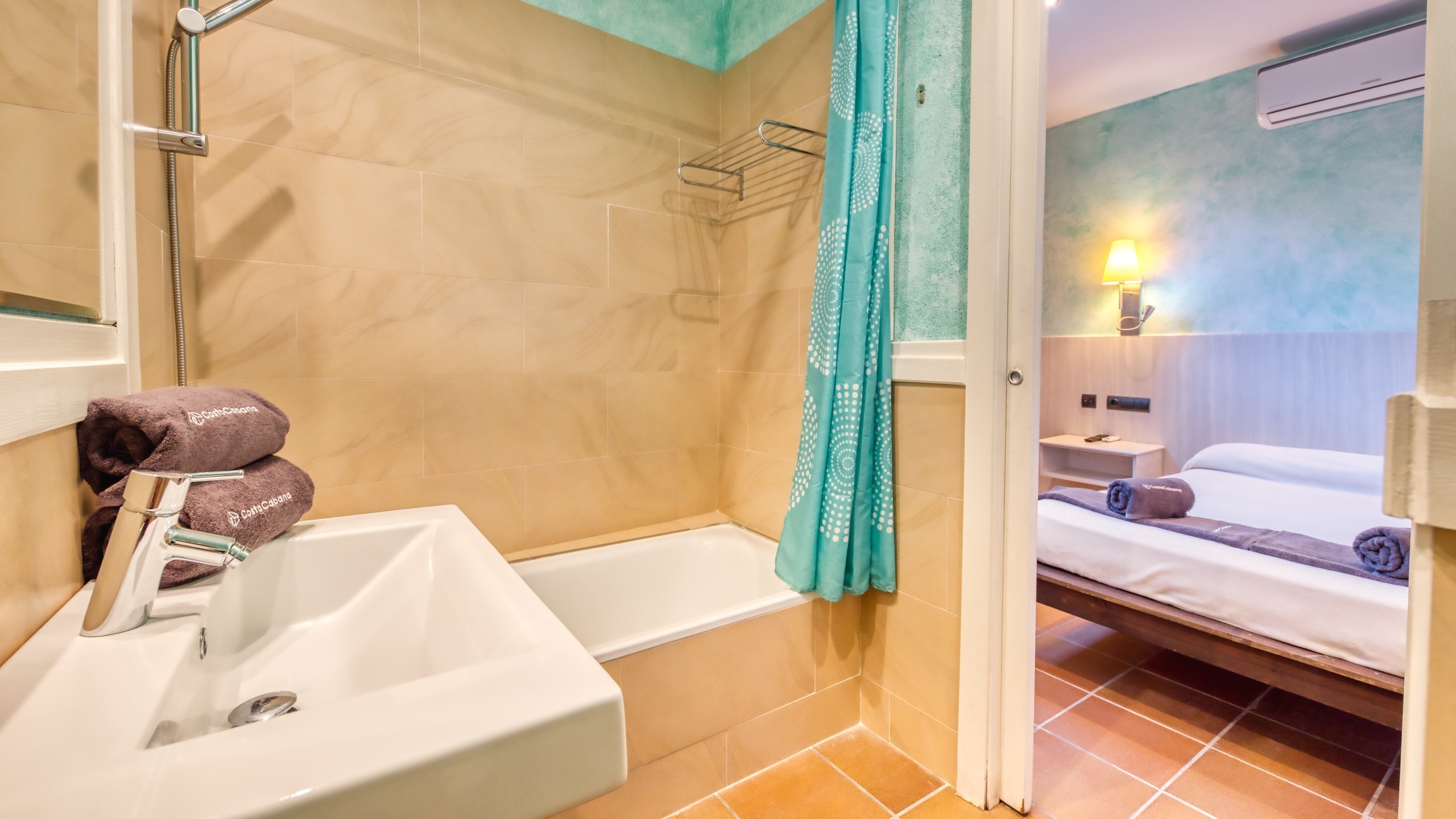 Ferienhäuser Costa Brava Countryside Spanien - Villa Can Bernardi - En-suite Badezimmer 