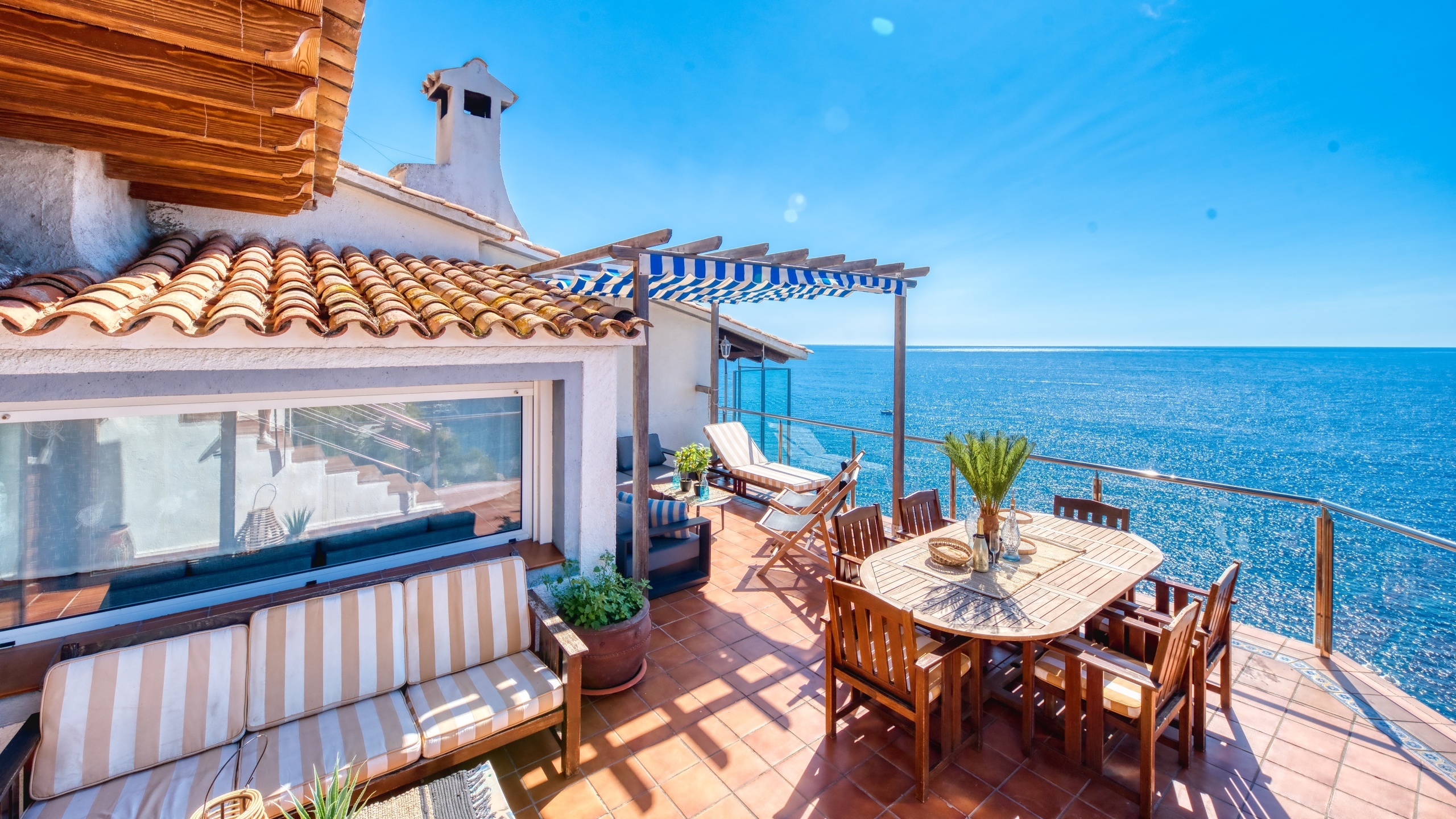 Ferienhäuser Costa Brava Spanien - Villa Infinity - Terrasse