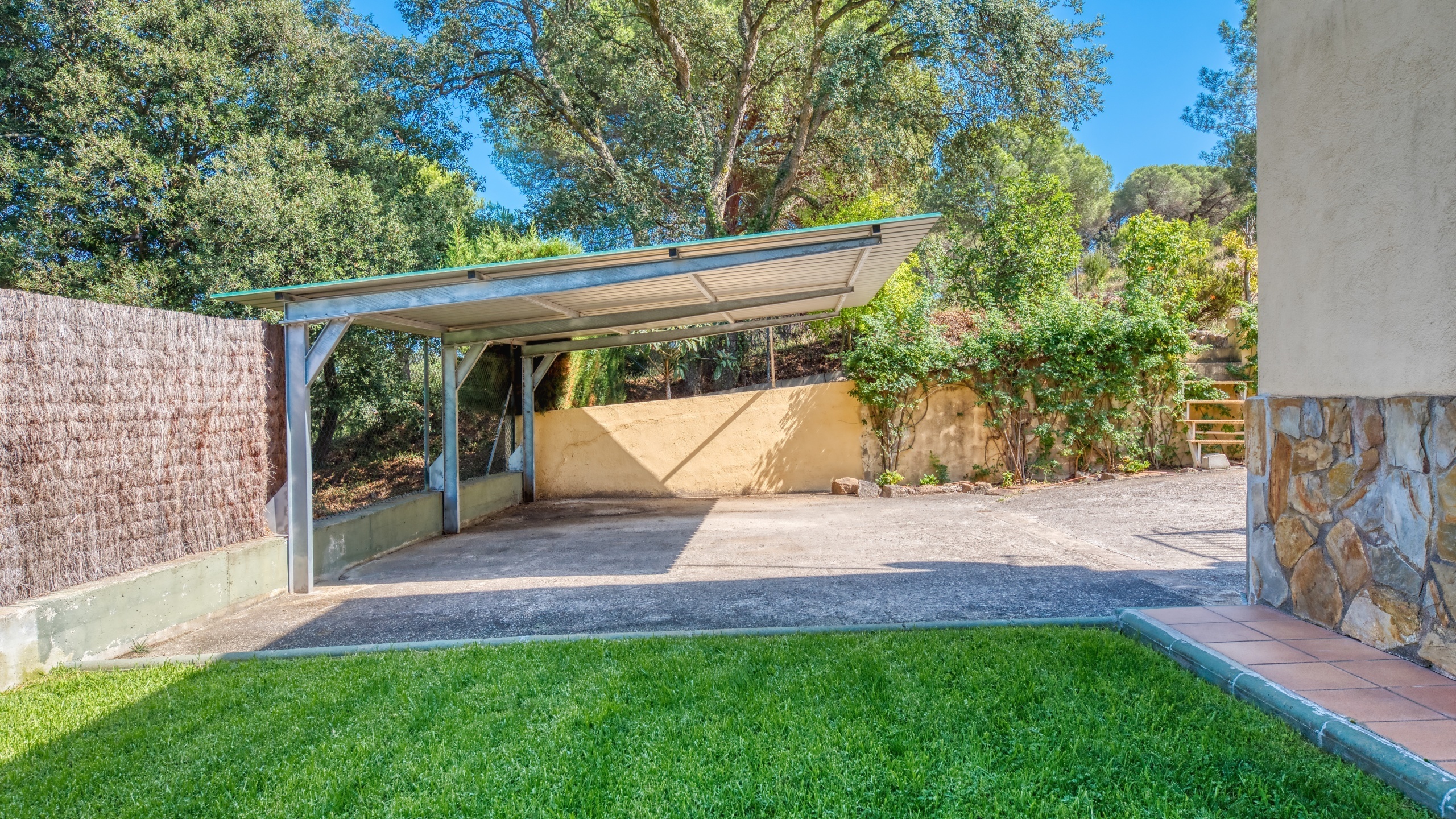 Ferienhäuser Costa Brava Spanien - Villa Miro - Garage