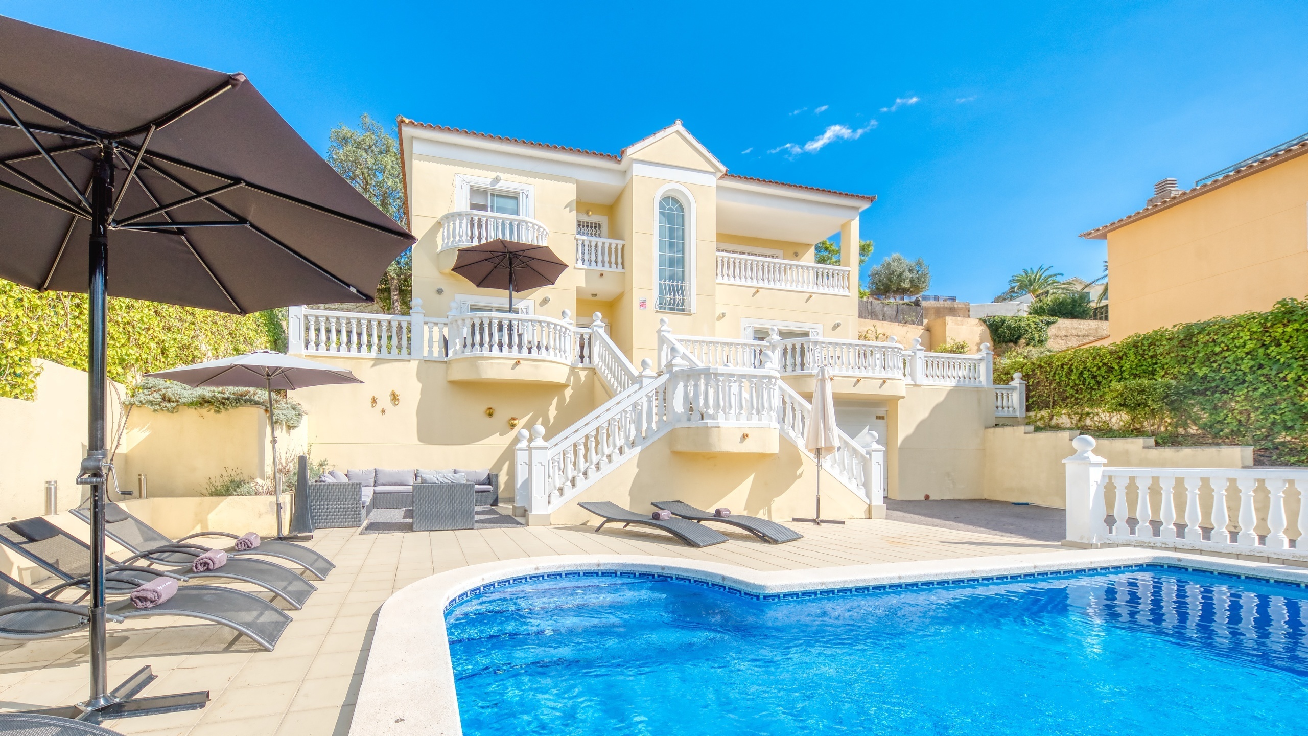 Ferienhäuser Costa Brava Spanien - Villa Sophia Lois - Schwimmbad