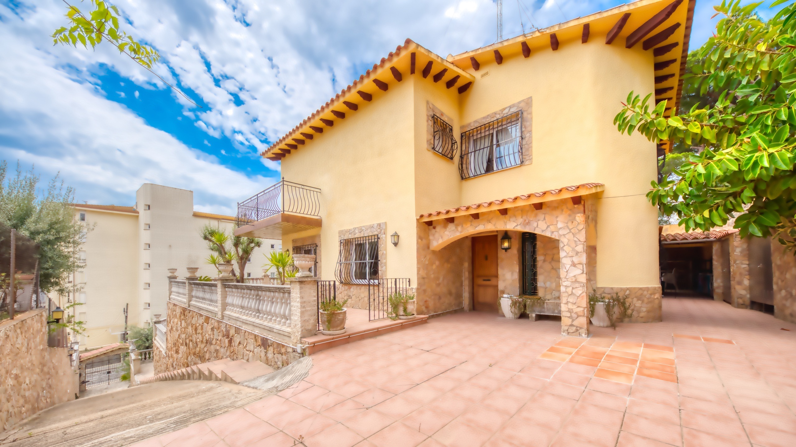 Ferienhäuser Costa Brava Spanien - Villa Dolce Vita - Eingang