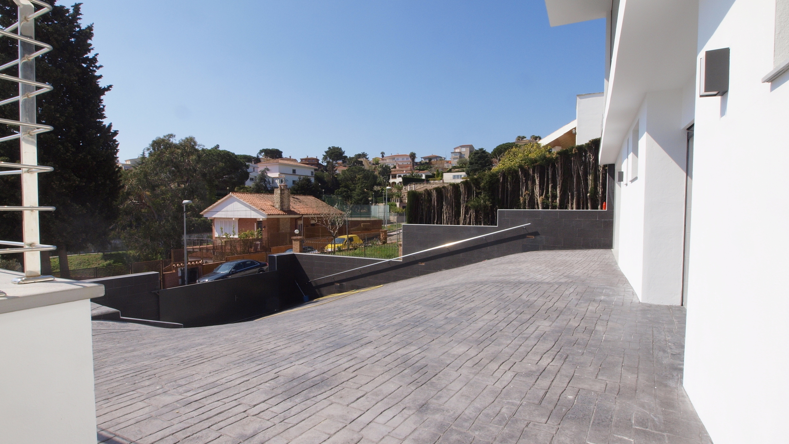 Ferienhäuser Costa Brava Spanien - Villa SummerDream - Auffahrt