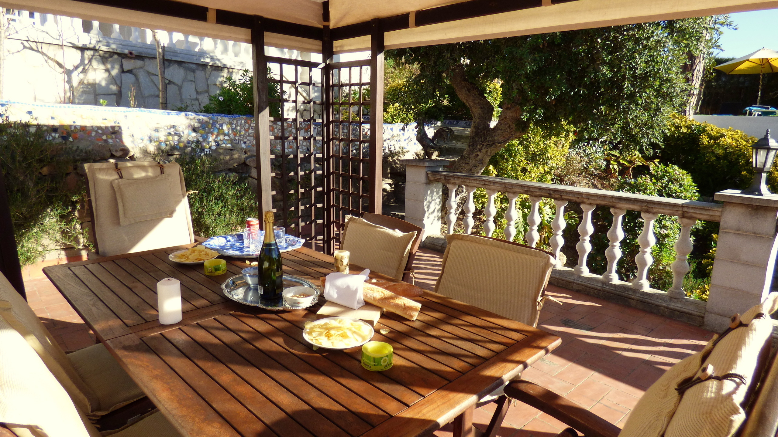 Ferienhäuser Costa Brava Spanien - Villa Noa - Essecke