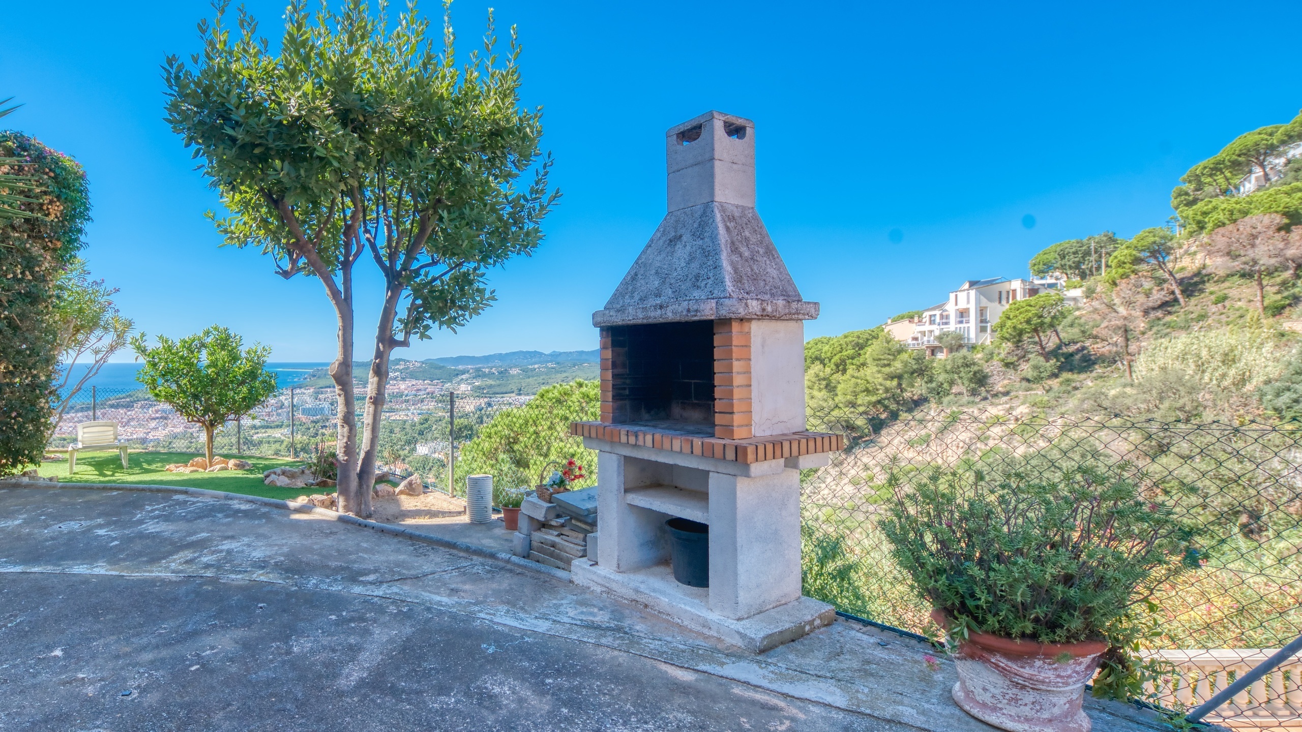 Ferienhäuser Costa Brava Spanien - Villa Teresa - Grillplatz