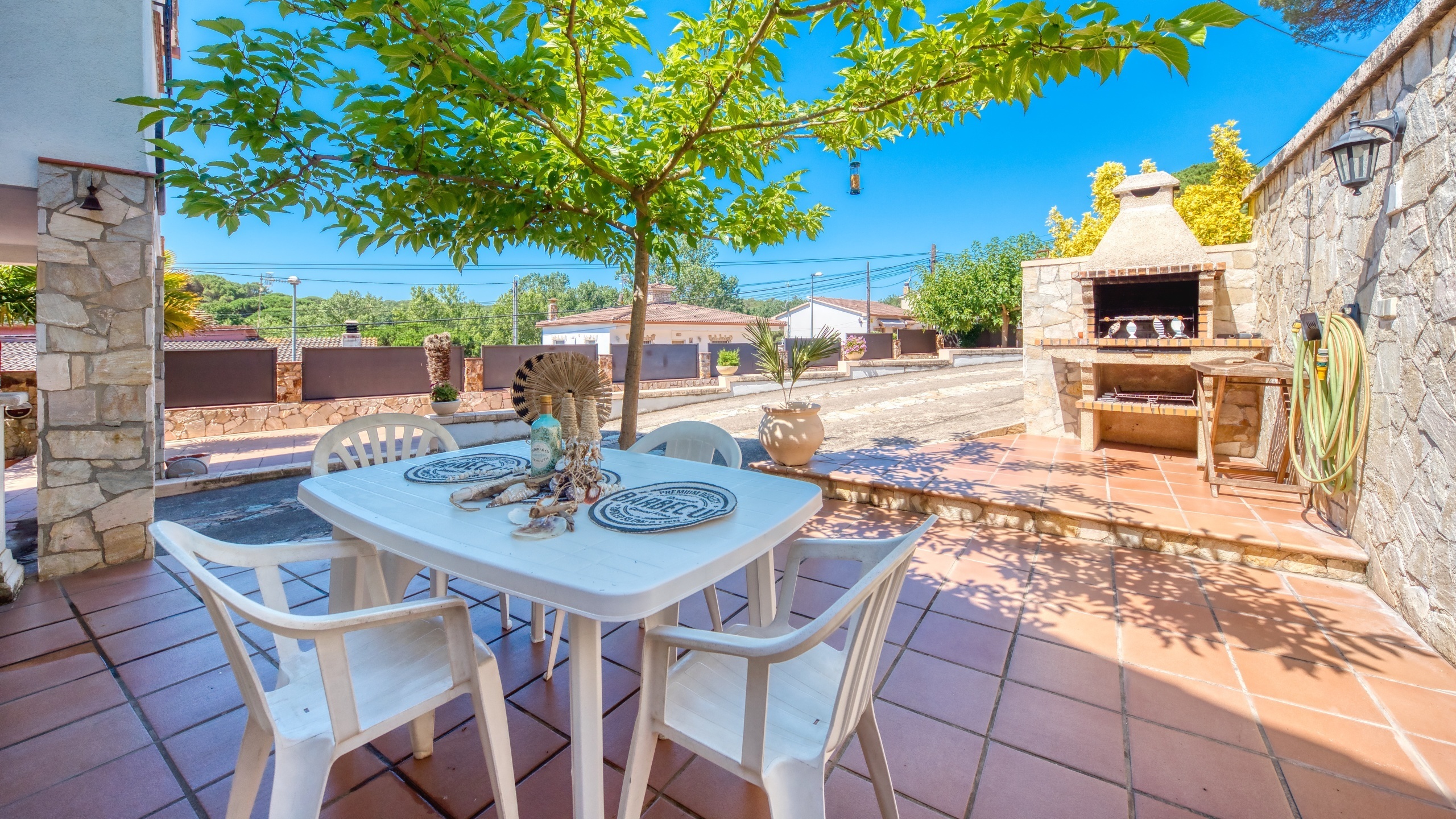 Ferienhäuser Costa Brava Spanien - Villa Montse - Grillplatz