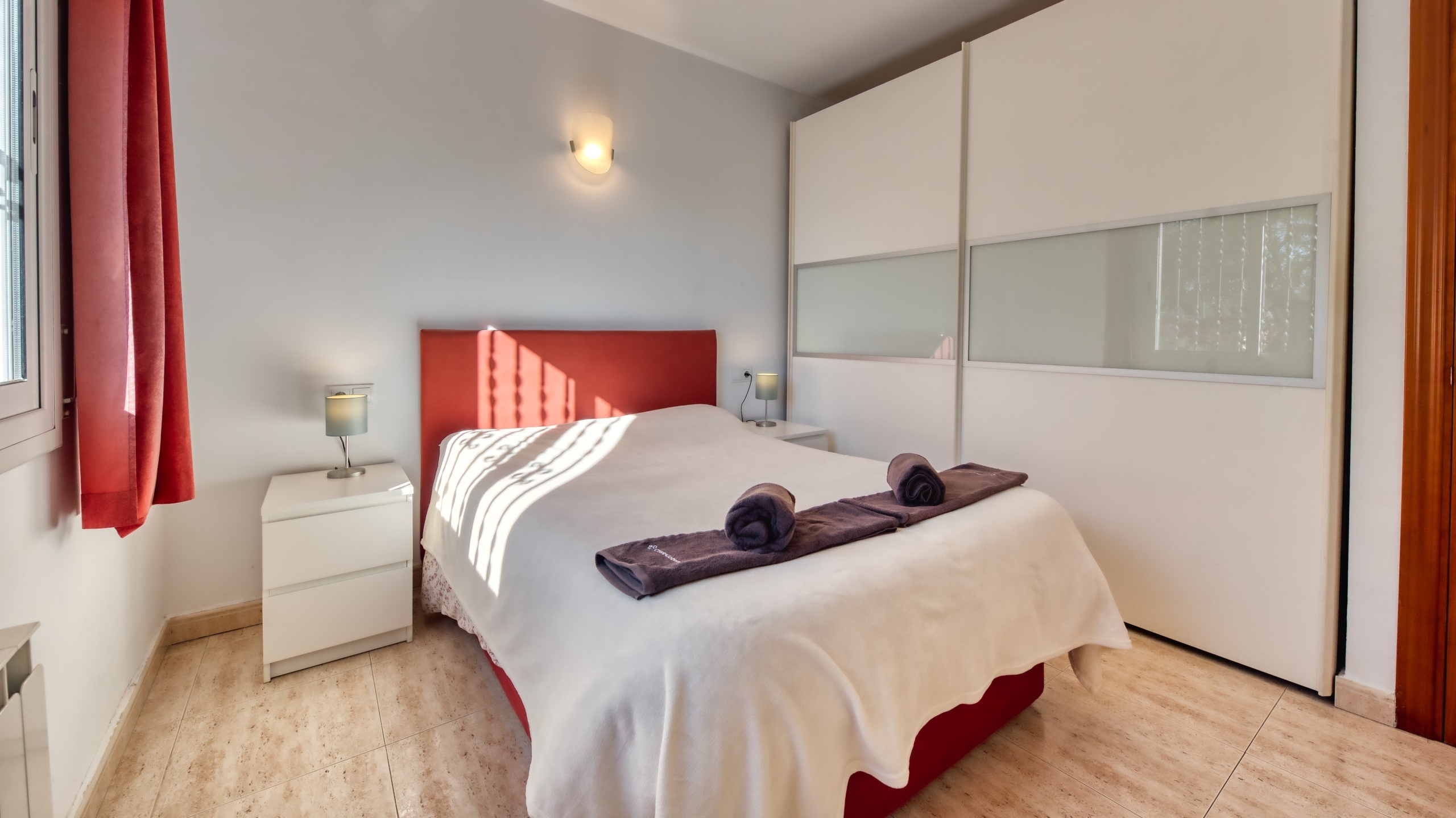 Ferienhäuser Costa Brava Spanien - Villa Holiday - Schlafzimmer