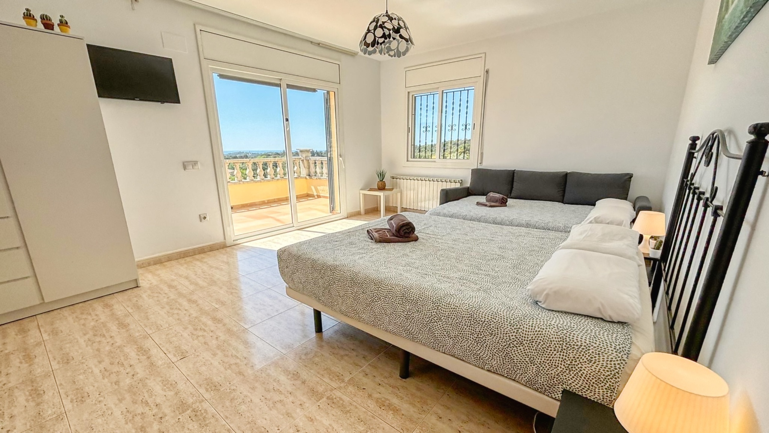 Ferienhäuser Costa Brava Spanien - Villa Holiday - Schlafzimmer