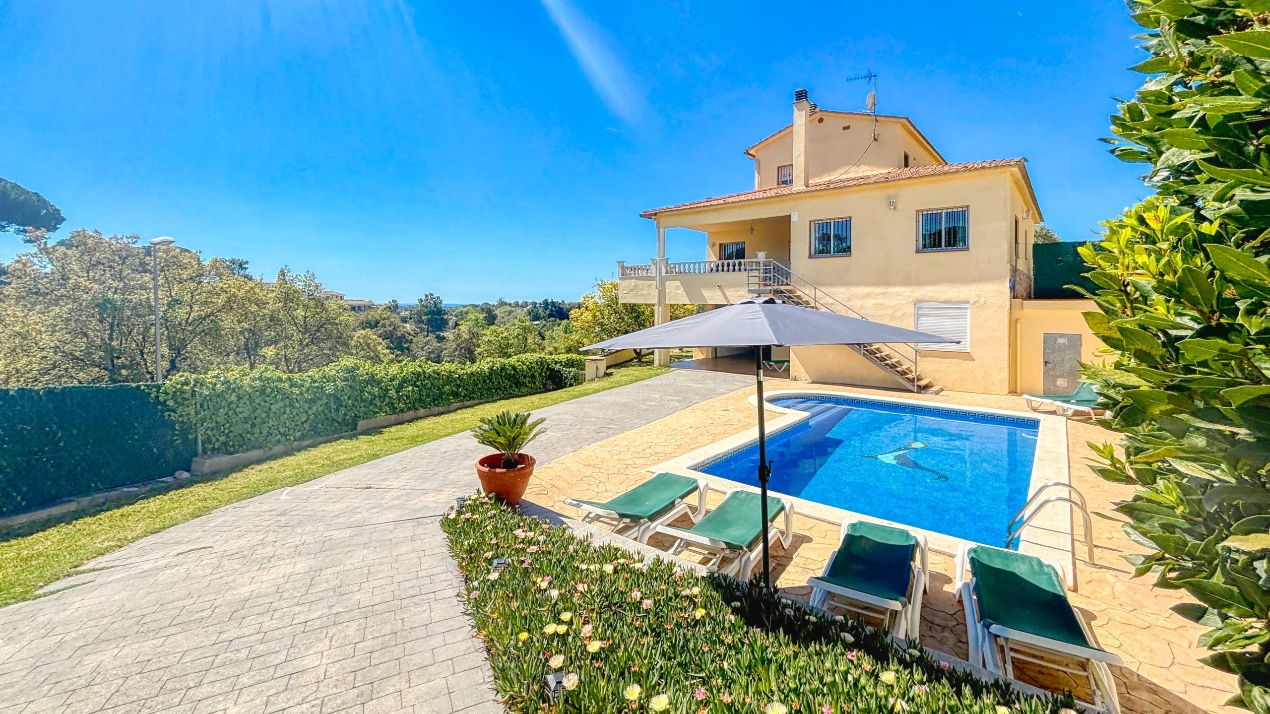 Ferienhäuser Costa Brava Spanien - Villa Holiday - Villa außen