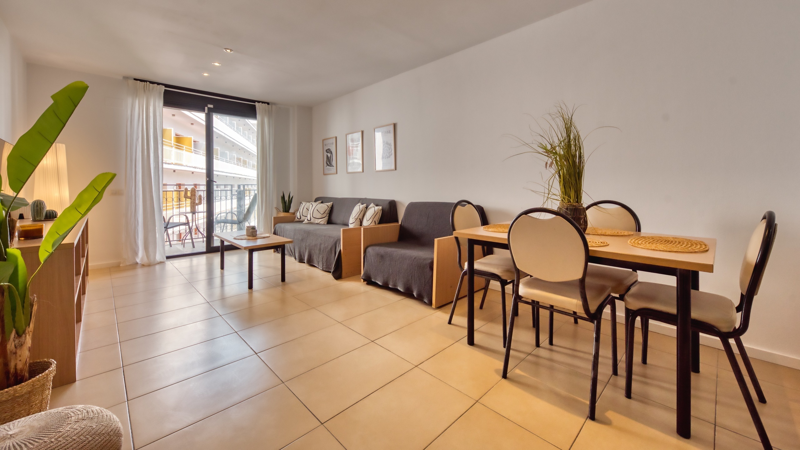 Ferienhäuser Costa Brava Spanien - Apartment Dali - Wohnbereich