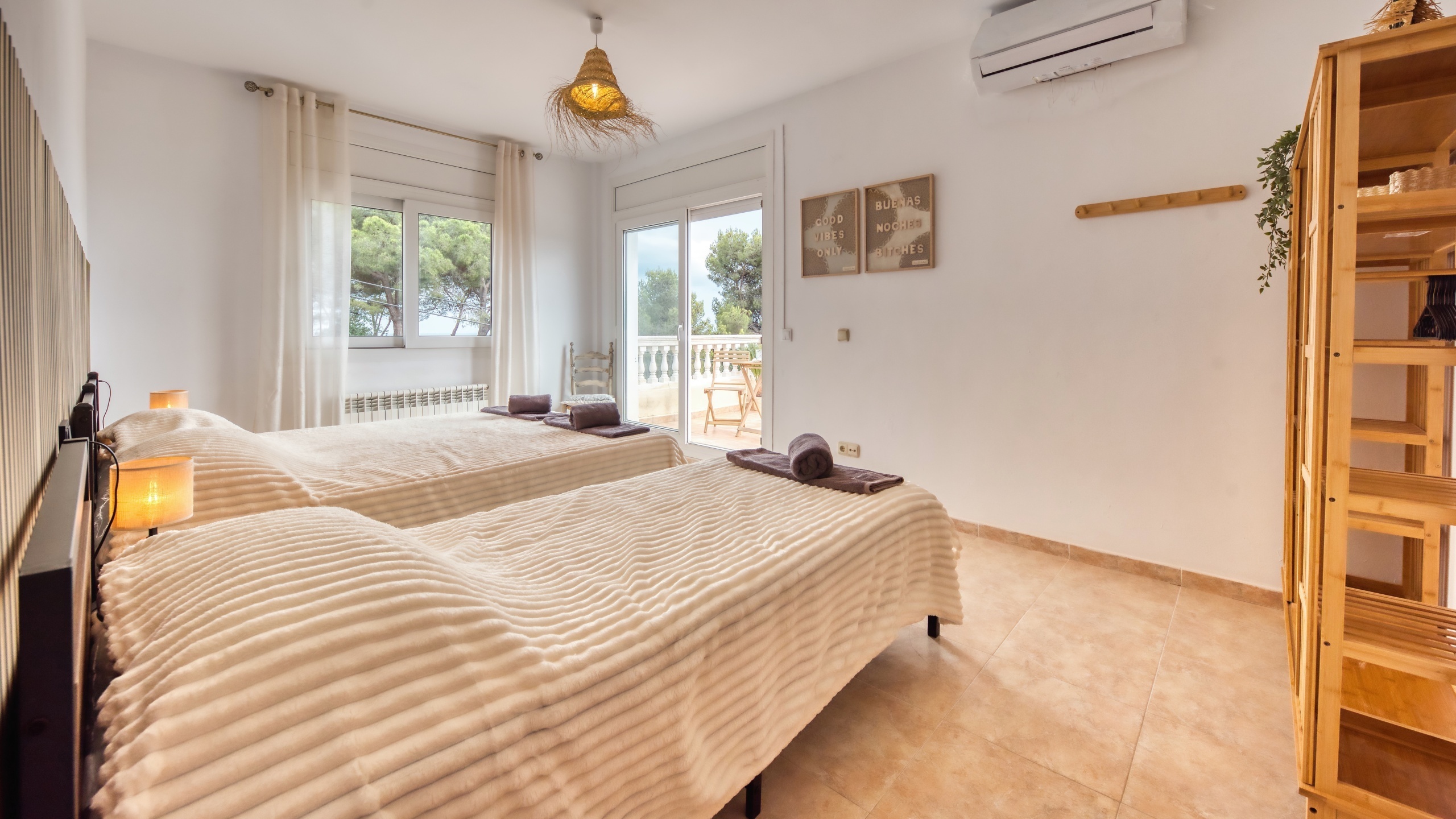 Ferienhäuser Costa Brava Spanien - Villa Ibiza - Schlafzimmer