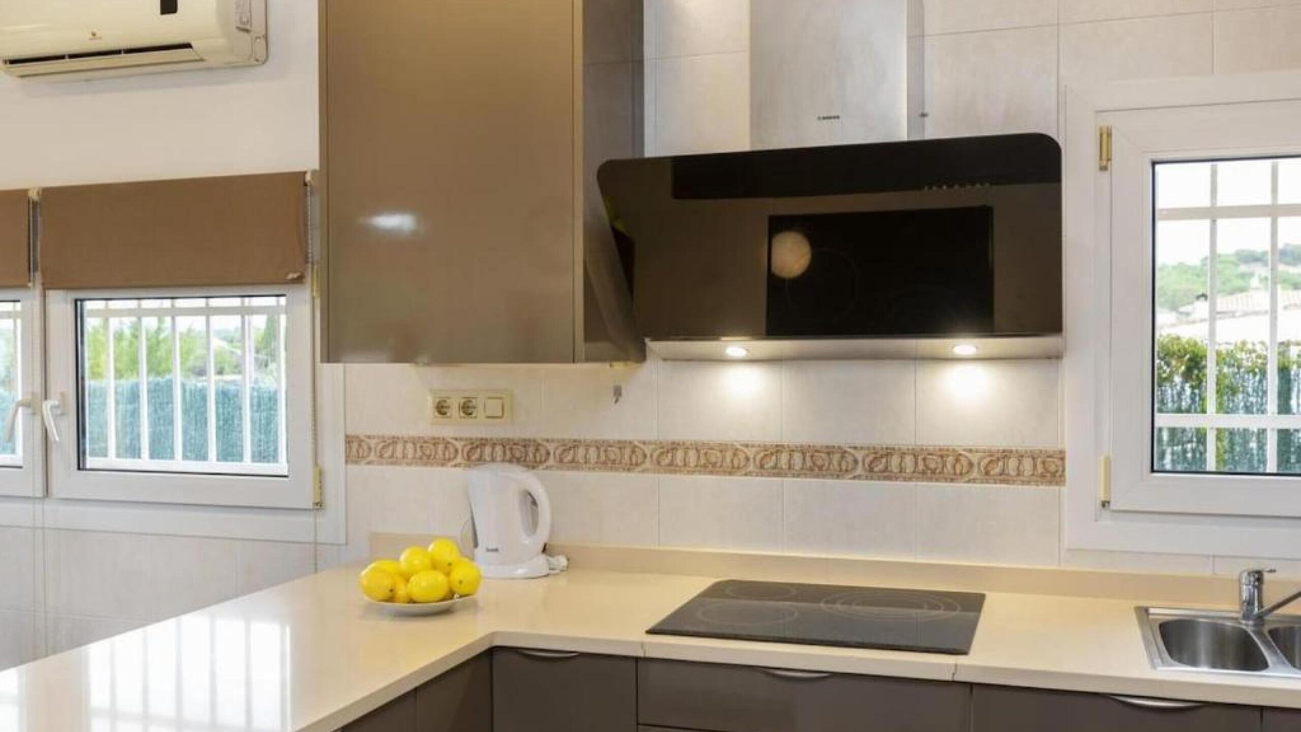 Ferienhäuser Costa Brava Spanien - Villa Soleia - Küche